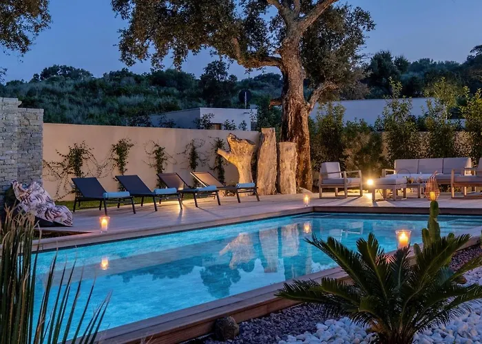 Renajolo 10 Pers Piscine Chauffee 2 Min En Voiture Villa